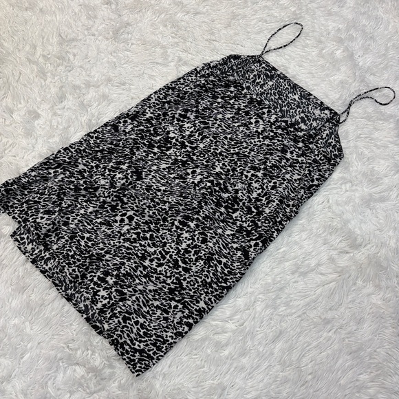 Motel Rocks Datista Dress In Rar Leopard Grey - Picture 6 of 6